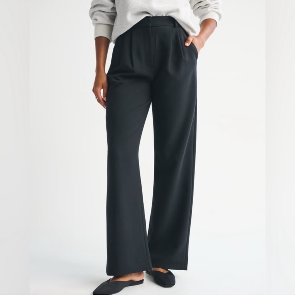 NWT Abercrombie & Fitch Sloane Tailored Curve Love Wide Leg Pant Black 27 4 Reg